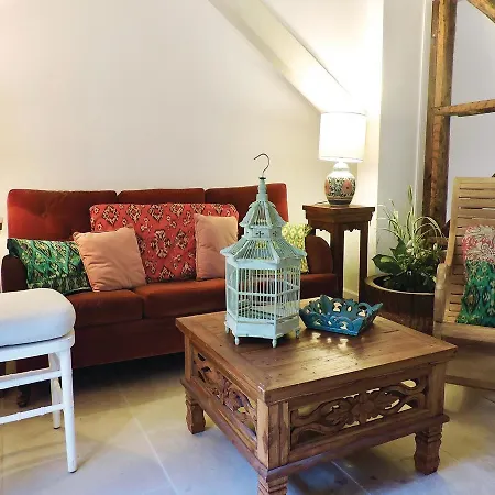 Two-bedroom In * Lissabon